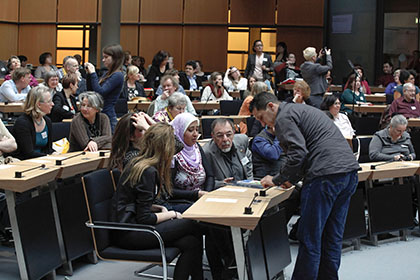 (c)Lichtschwaermer 157 MG 6810